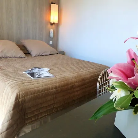 Bliss Hotell 4*