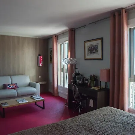 Bliss Hotell